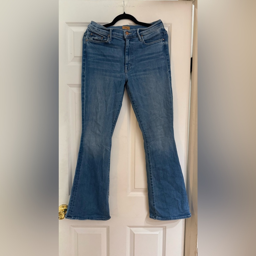 MOTHER Denim The Weekender Jeans Flare Size 30 Color: Layover